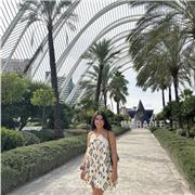 Soy una chica de 21 años que le encantan los niños y que se le dan genial las mates